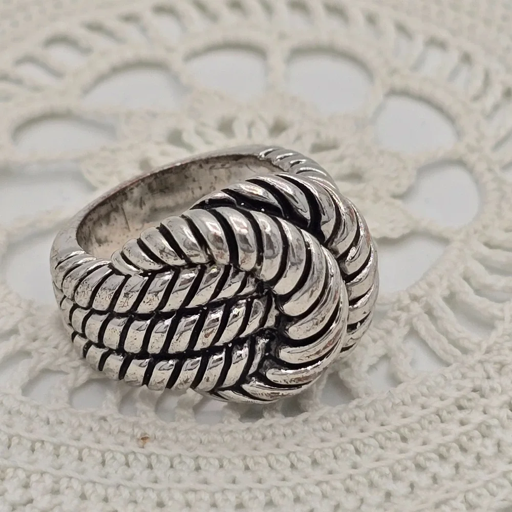 Lia Sophia Ring Love Me Knot Silver Tone Triple Row Knotted Rope Size 6